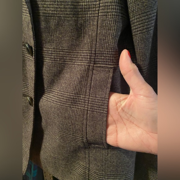 Adorable Larry Levine Blazer - Picture 4 of 6